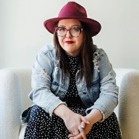 Photo of Amanda Kind
